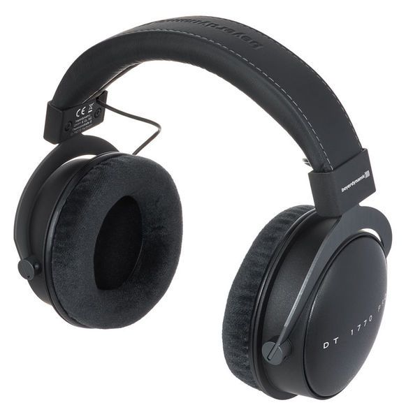 Beyerdynamic DT 1770 PRO 250Ω Beyerdynamic DT-1770 PRO 250 OHM - Căști de studio - SoundCreation