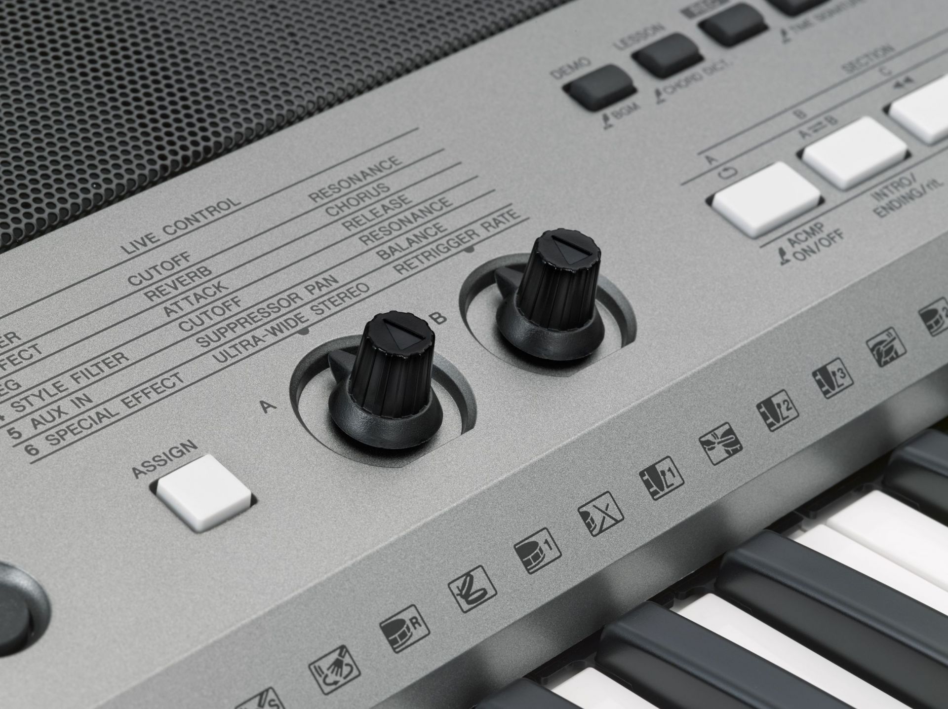 Keyboard Yamaha PSR E443 Piane si Clape | Sound Studio