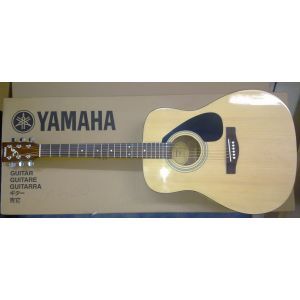 Yamaha F 310 II 4/4