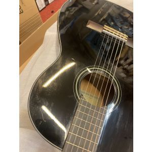Yamaha C 40 4/4 Black - Resigilat