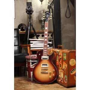 Cort CR300 Aged Vintage Burst