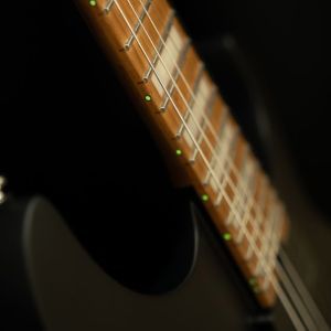 Cort KX600 Infinite Black Satin with bag