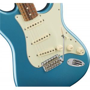Chitara Electrica Fender Classic 60s Stratocaster Lake Placid Blue