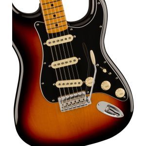 Fender Vintera II 70s Stratocaster MN 3-Color Sunburst