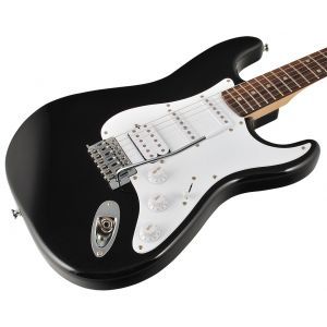 Squier Bullet Strat HSS W/tremolo