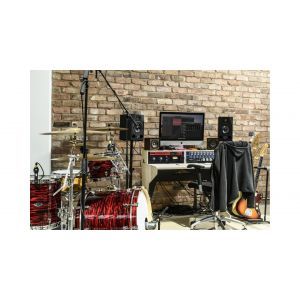 Focusrite Clarett + 8 Pre