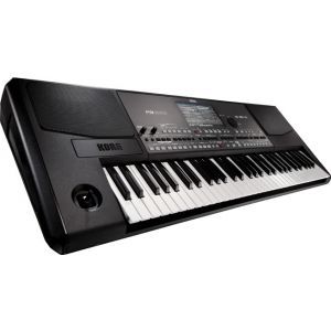 Korg PA 600