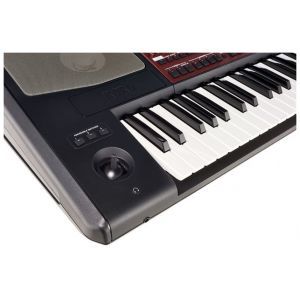 Korg PA 700