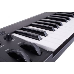 Line 6 Mobile Keys 25