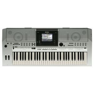 Yamaha PSR S900