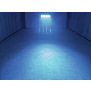 Eurolite LED BAR-6 QCL RGBW
