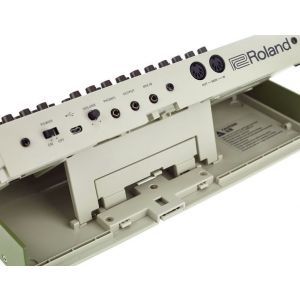 Masina Ritmuri Roland TR-09