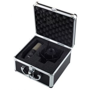 AKG Perception 420 B