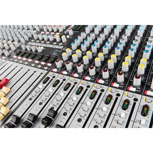 Allen&Heath GL2400 24