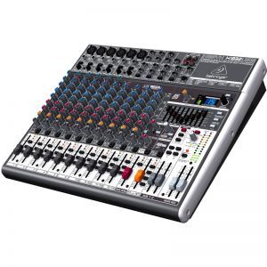 Behringer Xenyx X1832 USB