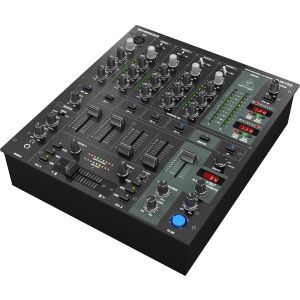 Behringer DJX 750
