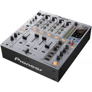 Pioneer DJM 750 W