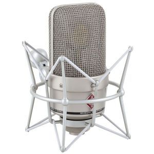Neumann TLM 49