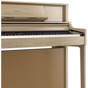 Roland LX705 Light Oak