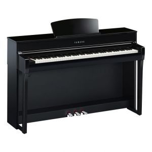 Yamaha CLP 735 Polished Ebony