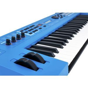 Yamaha MX49 V2 Blue