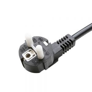 Adam Hall Power Strips 8747 X 6 M 5