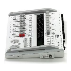 Zoom R16