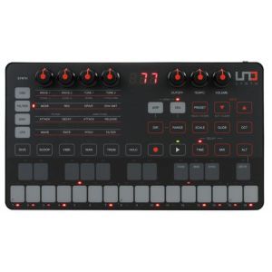 IK Multimedia UNO Synth