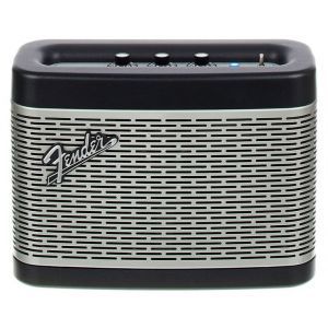 Fender Newport Black