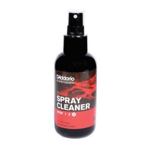 Daddario Shine - Instant Spray Cleaner Step3