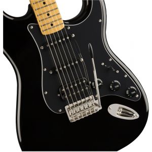 Squier Classic Vibe 70s Stratocaster HSS Maple Fingerboard Black