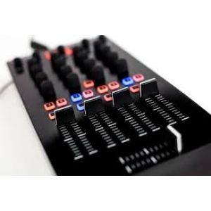 Behringer CMD MM1